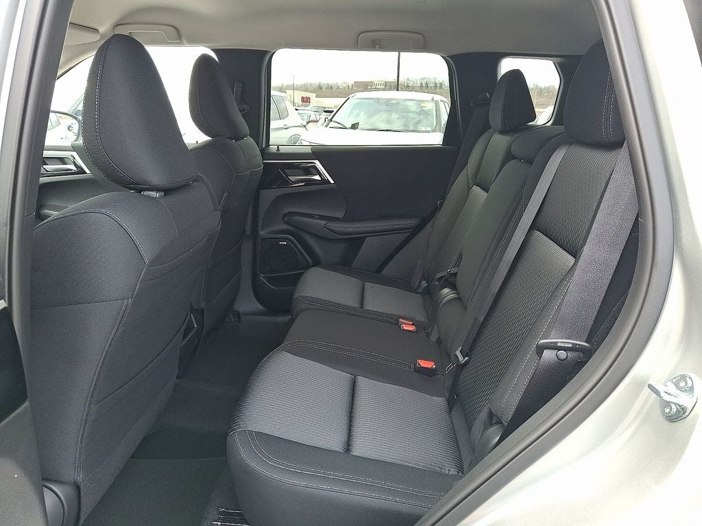 2026 Mitsubishi Outlander ES