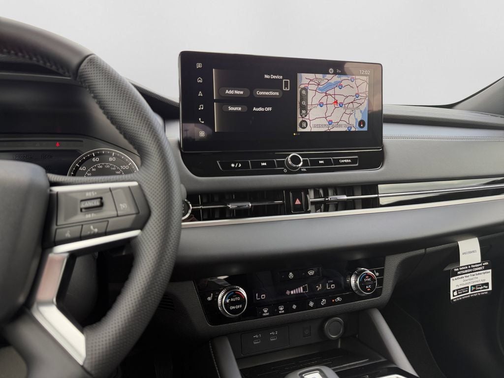 2026 Mitsubishi Outlander LE