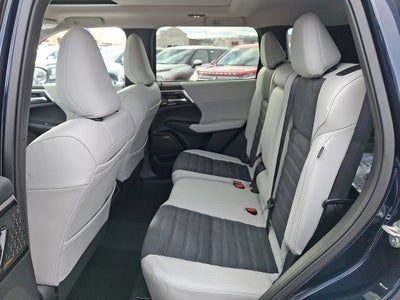2026 Mitsubishi Outlander SE Tech