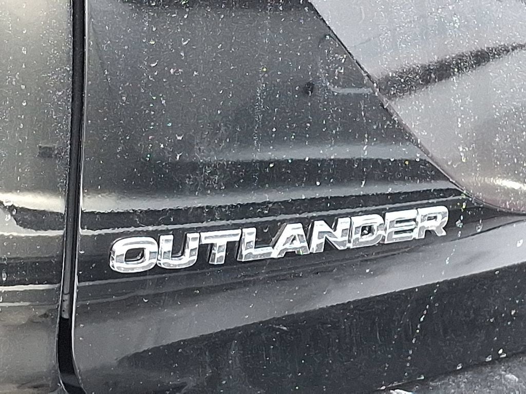 2026 Mitsubishi Outlander SE TECH