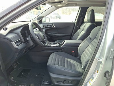 2026 Mitsubishi Outlander SE TECH