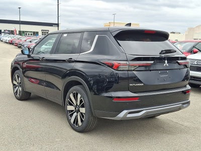 2026 Mitsubishi Outlander SE