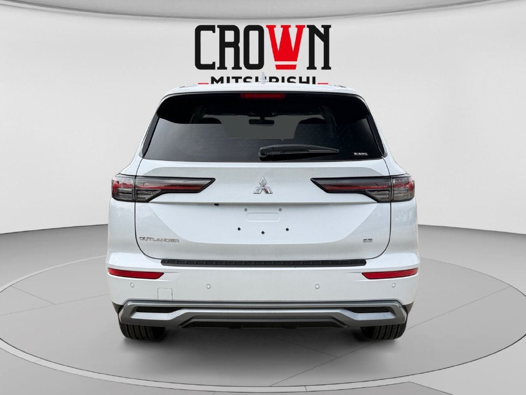 2026 Mitsubishi Outlander SE