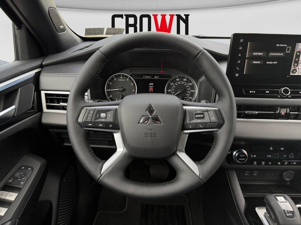 2026 Mitsubishi Outlander LE