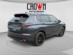 2026 Mitsubishi Outlander LE