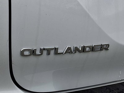 2026 Mitsubishi Outlander SE