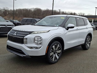 2026 Mitsubishi Outlander SE