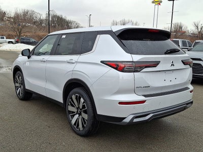 2026 Mitsubishi Outlander SE