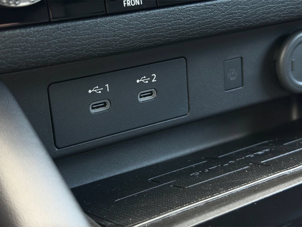 2026 Mitsubishi Outlander Base