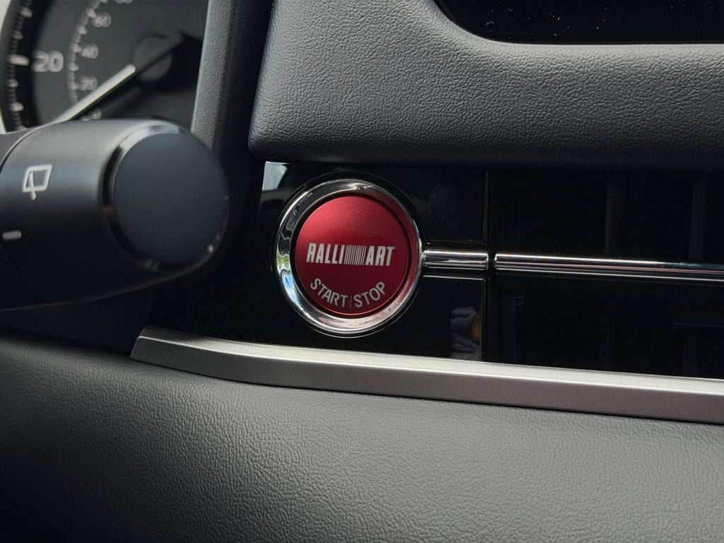 2026 Mitsubishi Outlander Base
