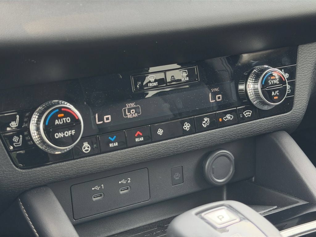 2026 Mitsubishi Outlander SEL
