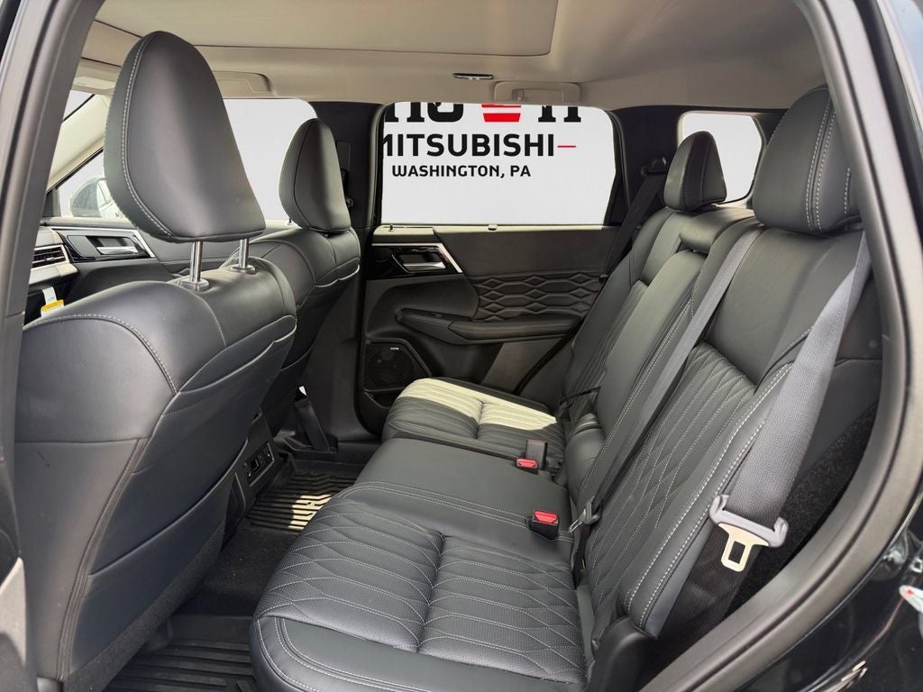 2026 Mitsubishi Outlander SEL