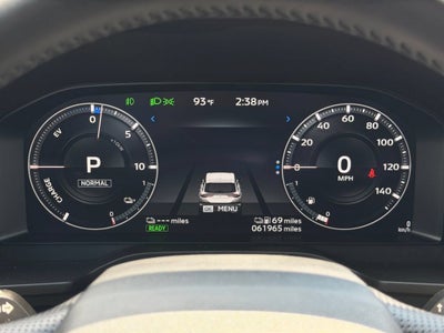 2023 Mitsubishi Outlander PHEV SE tech