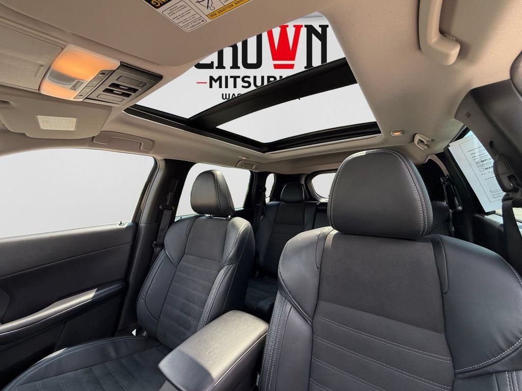 2023 Mitsubishi Outlander PHEV SE tech