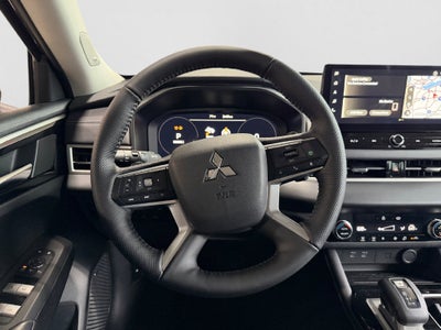 2026 Mitsubishi Outlander PHEV SE