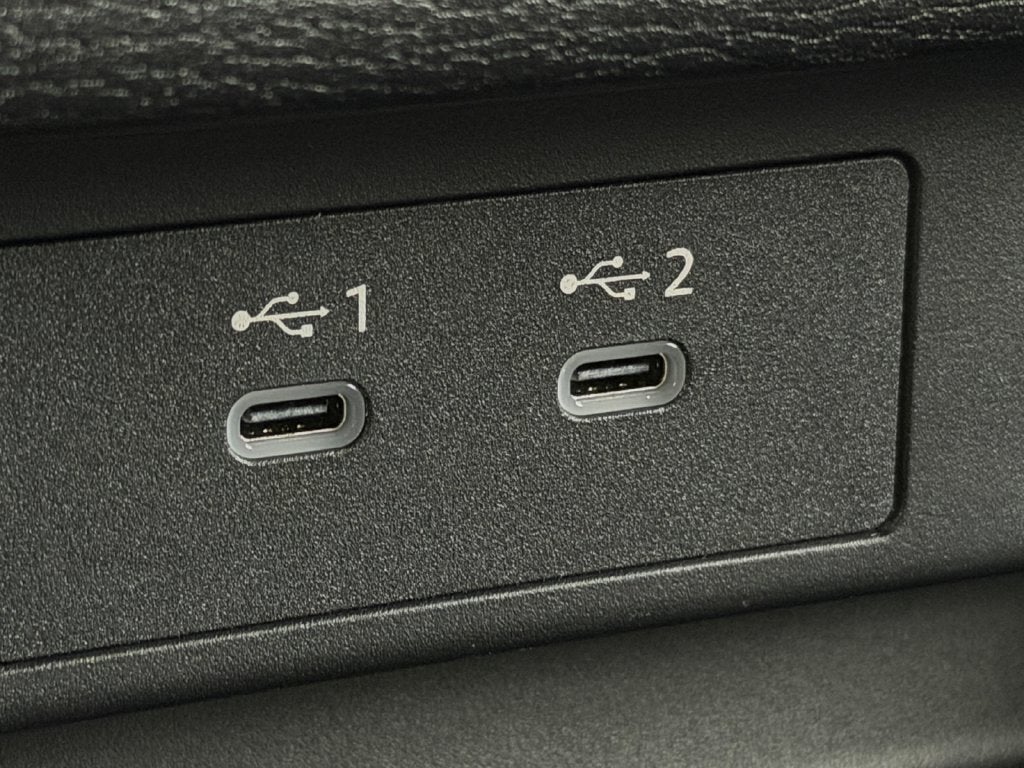 2026 Mitsubishi Outlander PHEV SE