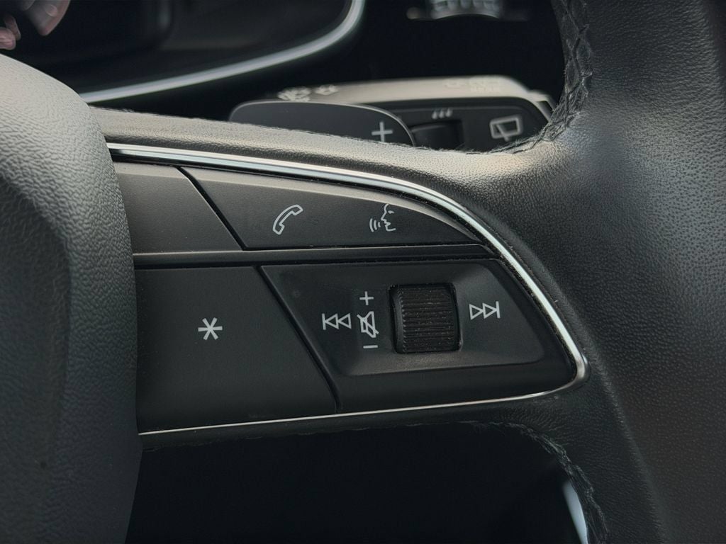 2023 Audi Q8 55 Prestige quattro