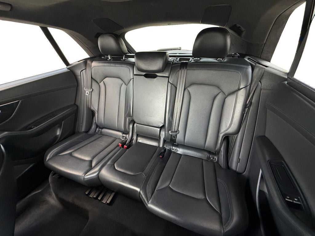 2023 Audi Q8 55 Prestige quattro