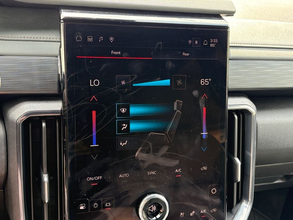 2024 GMC Acadia AT4
