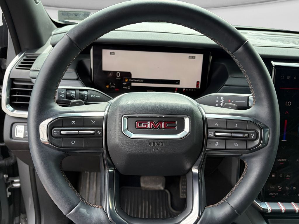 2024 GMC Acadia AT4