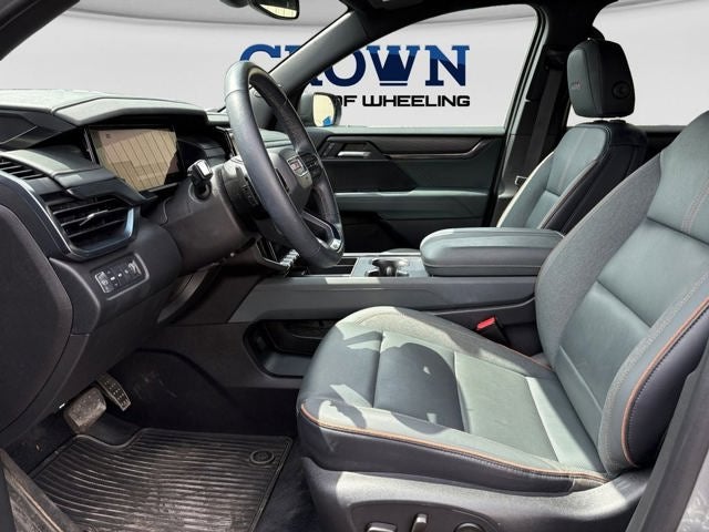 2024 GMC Acadia AT4