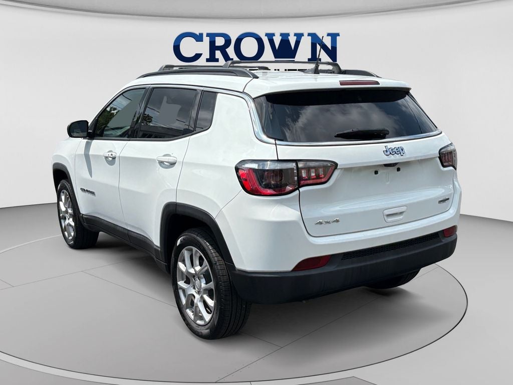 2024 Jeep Compass Latitude Lux