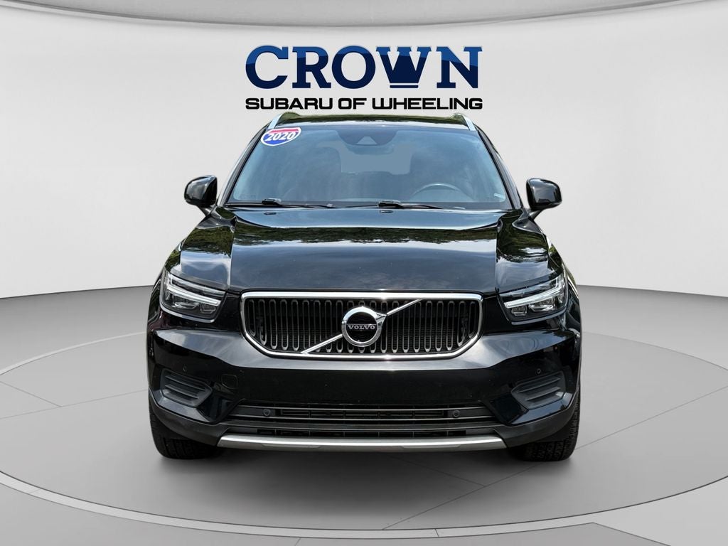 2020 Volvo XC40 Momentum