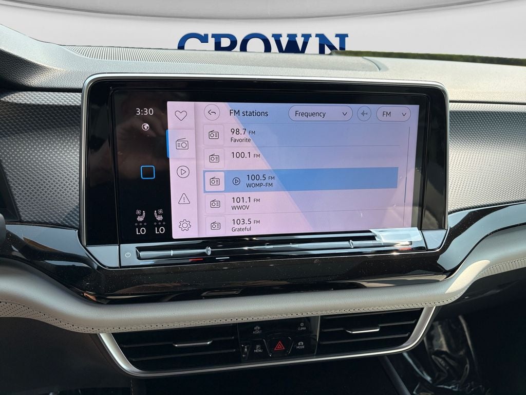 2026 Volkswagen Atlas Cross Sport 2.0T SEL Premium R-Line