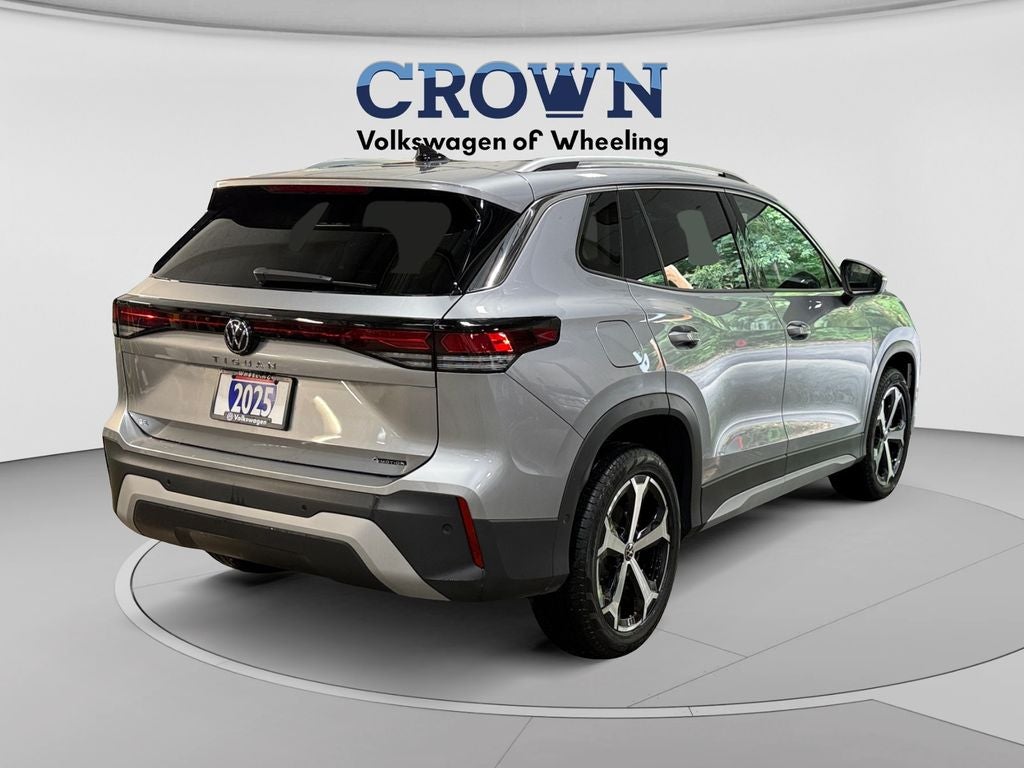 2025 Volkswagen Tiguan 2.0T SE