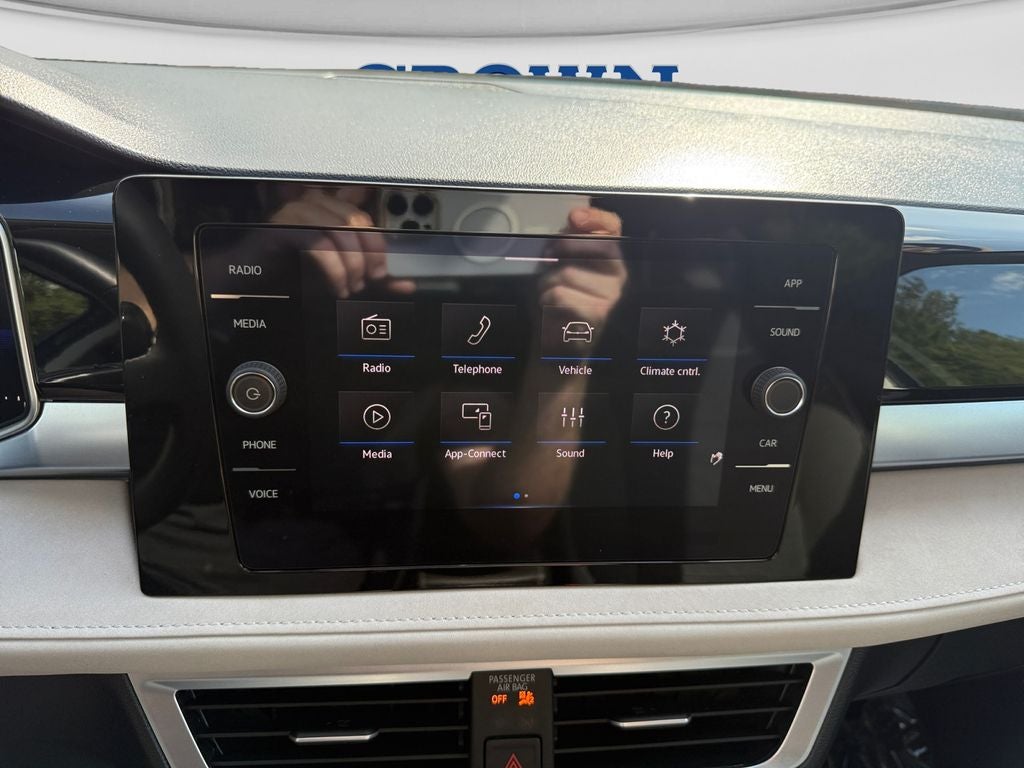 2025 Volkswagen Taos 1.5T SE