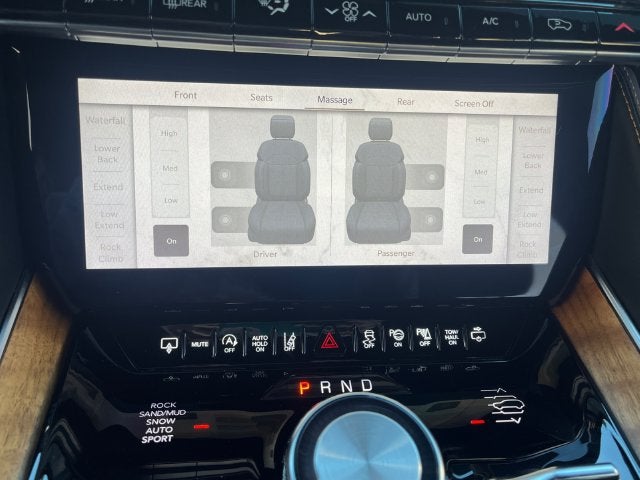 2023 Jeep Grand Wagoneer Series III