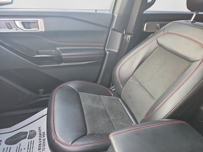 2022 Ford Explorer ST-Line