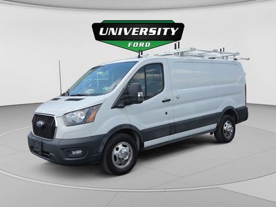 2022 Ford Transit-250 Base