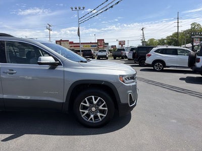 2023 GMC Acadia SLT