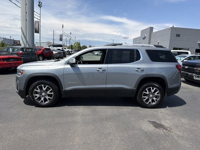 2023 GMC Acadia SLT