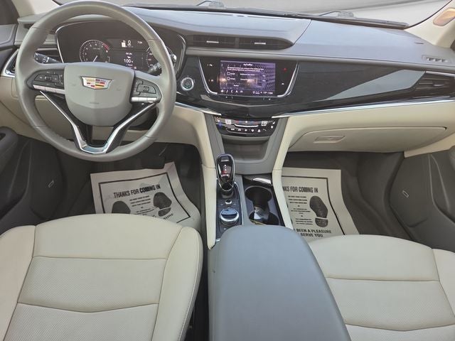 2025 Cadillac XT6 Premium Luxury