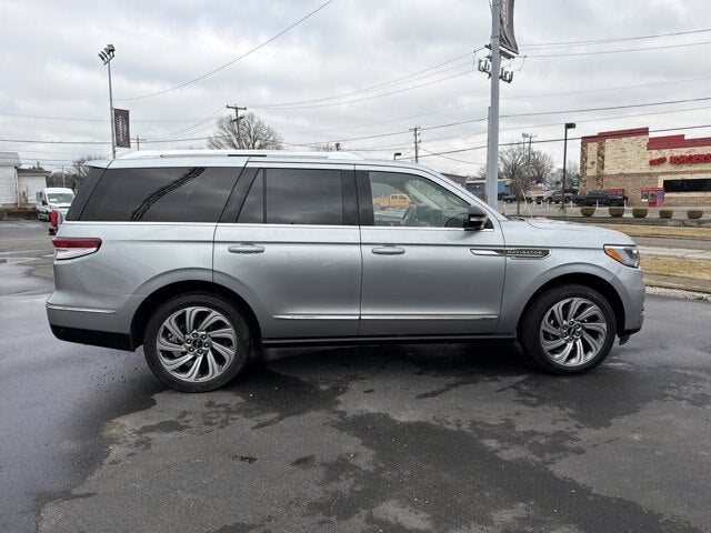 2022 Lincoln Navigator Reserve