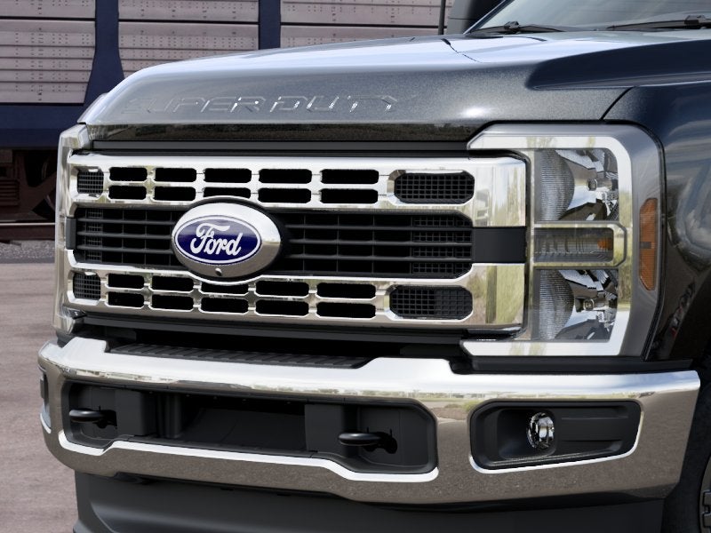2027 Ford Super Duty F-350® XLT